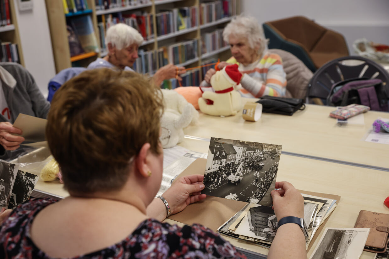 Reminiscing with old photographs Rhymney Library